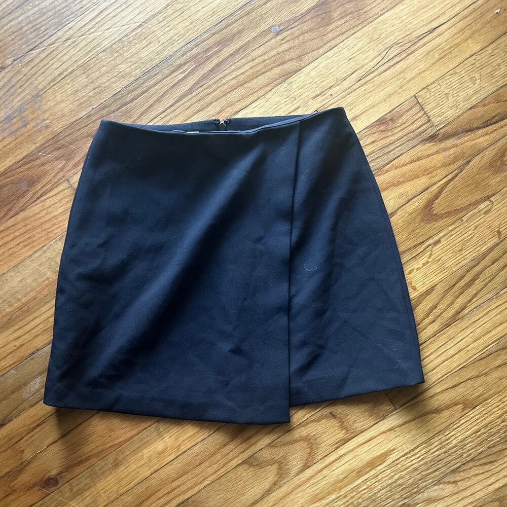 Gianni Bini Black Sleek Chic High-Rise Wrap Skirt Zip Front Size 2